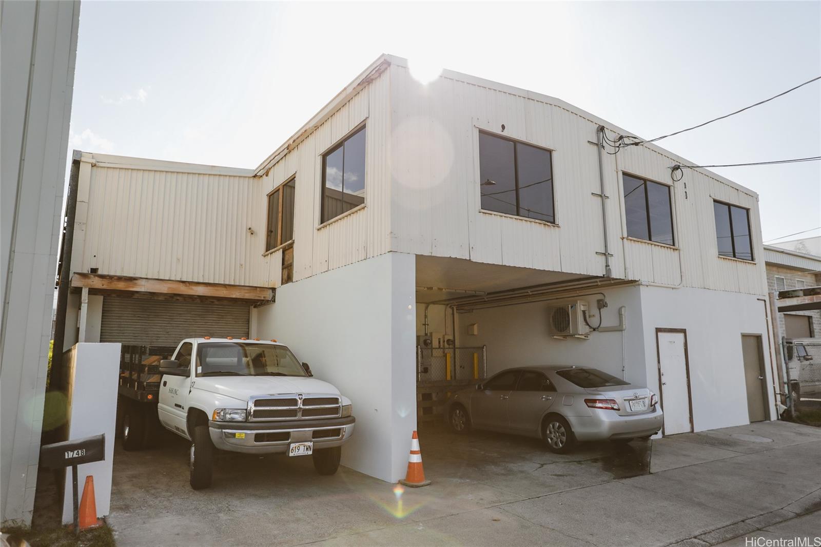 1748 Hoe Street, Honolulu Commercial real estate in Hawaii for sale