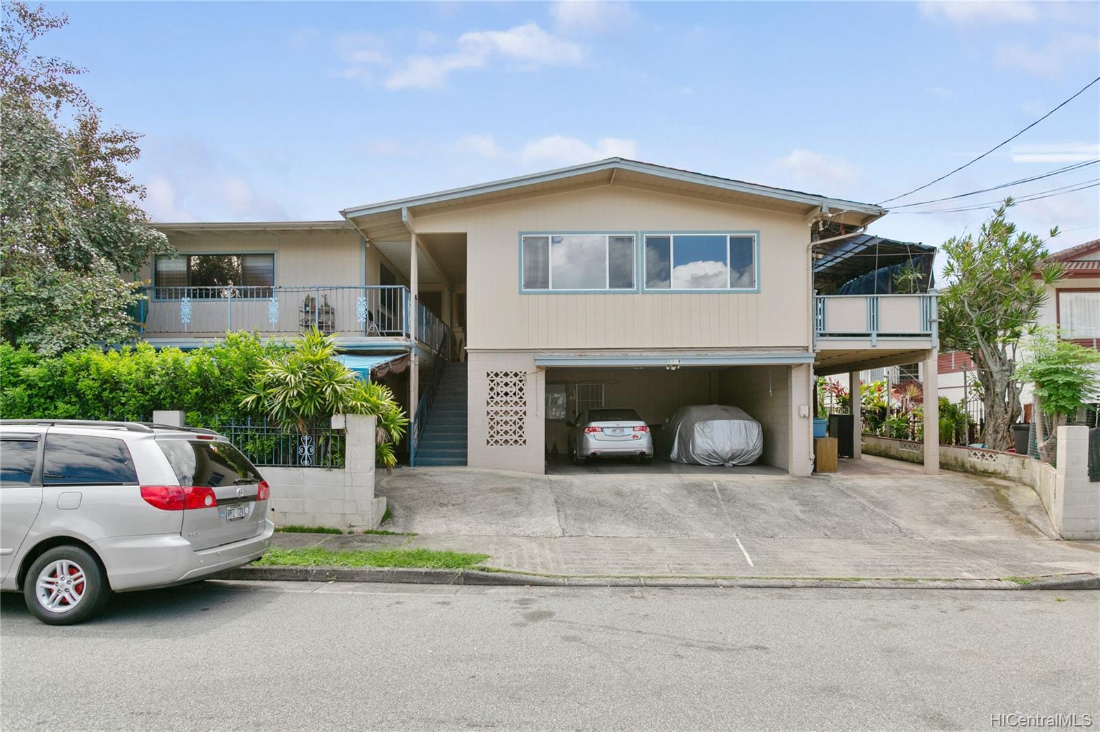 1749 Nalani Street , Honolulu, Hi 96819 Kalihilower