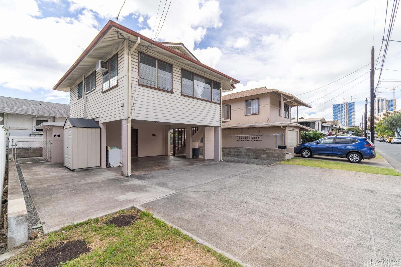 1749 Waiola St Honolulu - Rental - photo 2 of 20