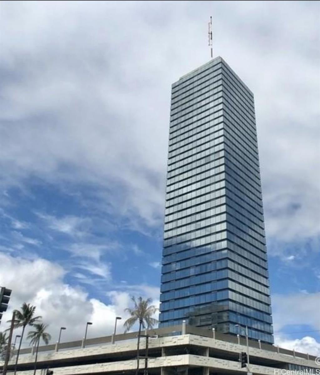 1750 Kalakaua Ave Honolulu Oahu commercial real estate photo2 of 6