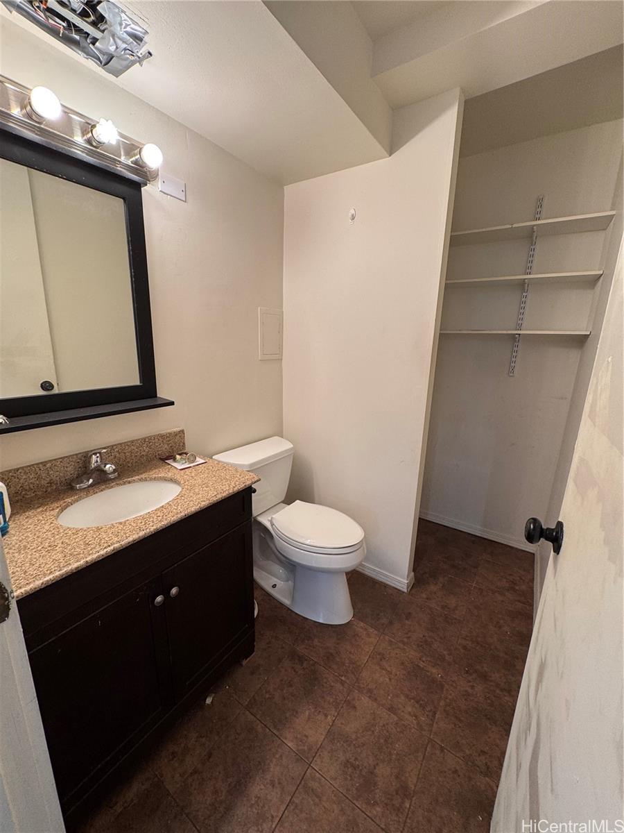 1750 Kalakaua Ave Honolulu Oahu commercial real estate photo6 of 6