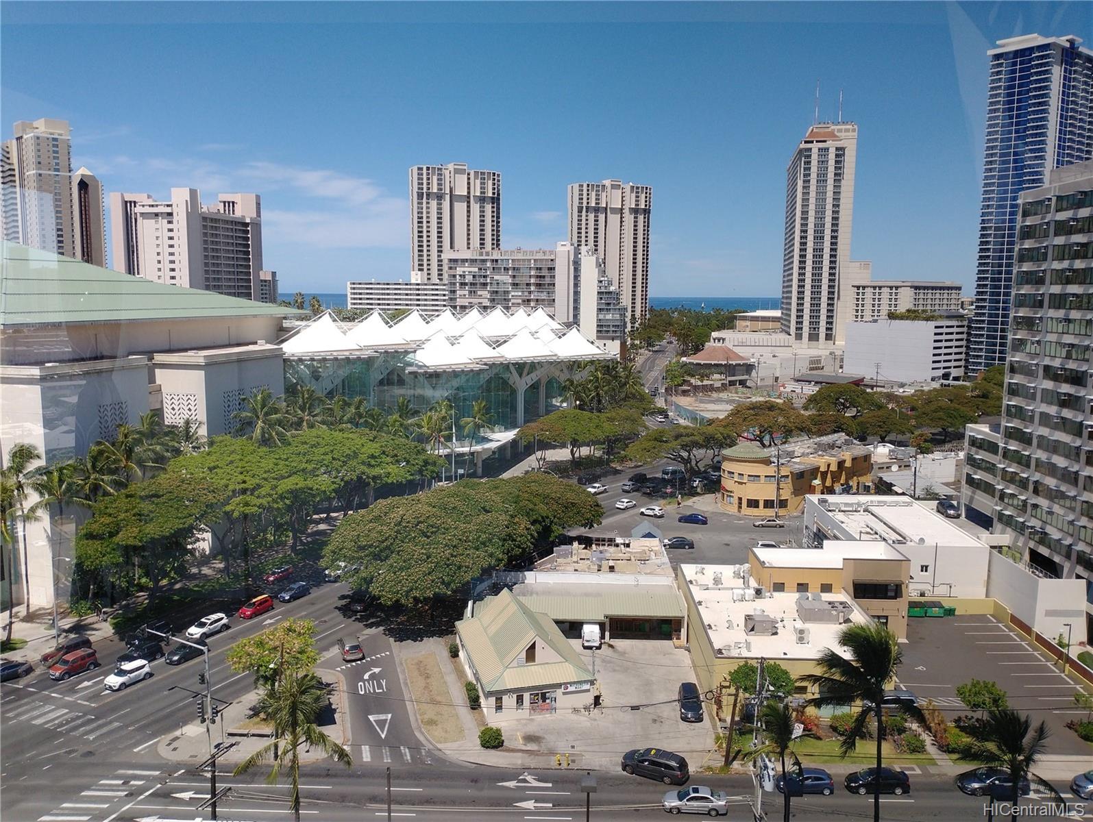 Century Center condo # 1405, Honolulu, Hawaii - photo 4 of 7