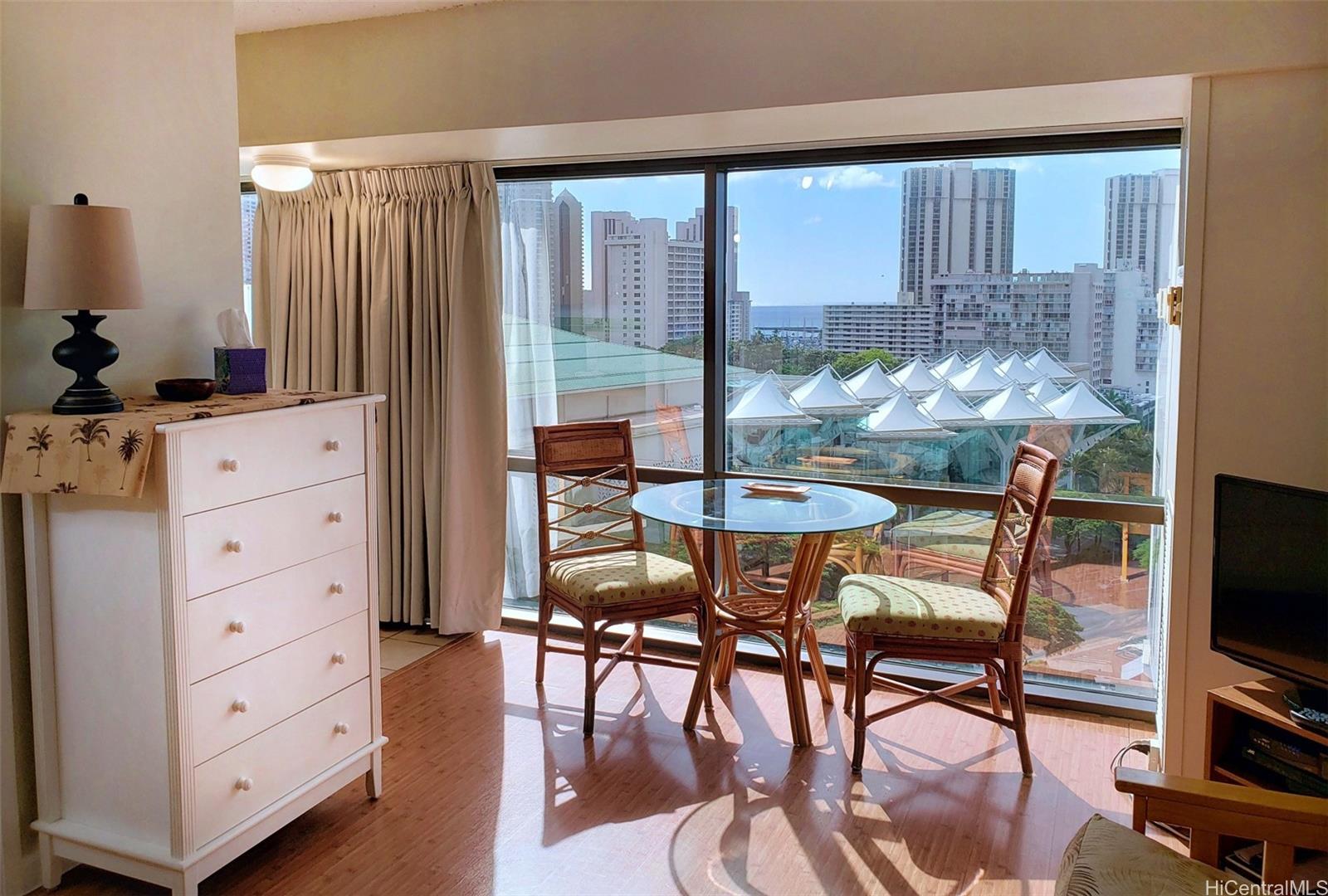 Century Center condo # 1704, Honolulu, Hawaii - photo 3 of 25