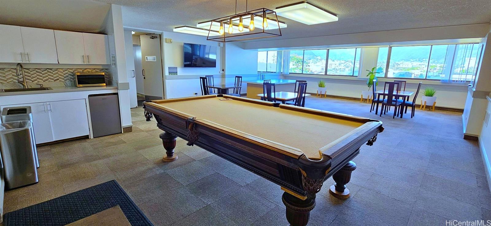 Century Center condo # 1704, Honolulu, Hawaii - photo 22 of 25