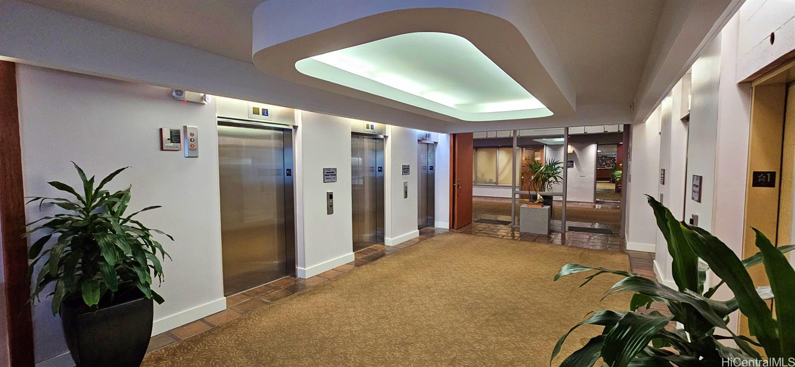 Century Center condo # 1704, Honolulu, Hawaii - photo 24 of 25