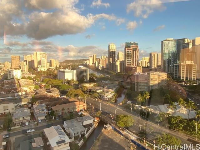 1750 Kalakaua Ave Honolulu - Rental - photo 11 of 14