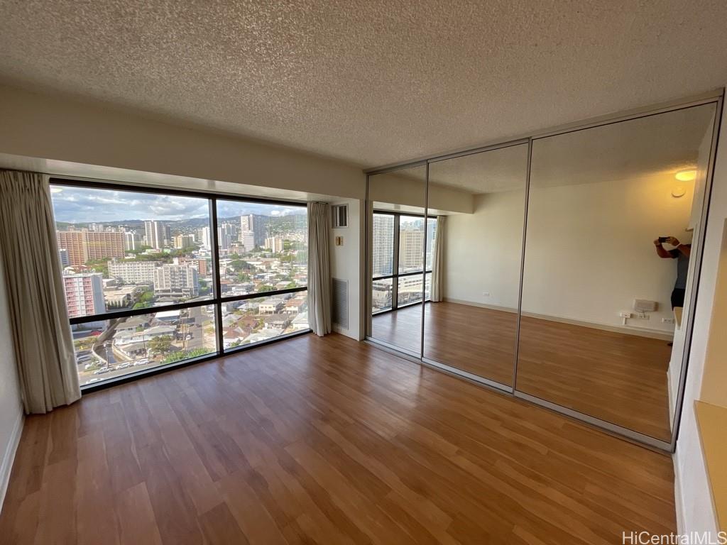 1750 Kalakaua Ave Honolulu - Rental - photo 2 of 19