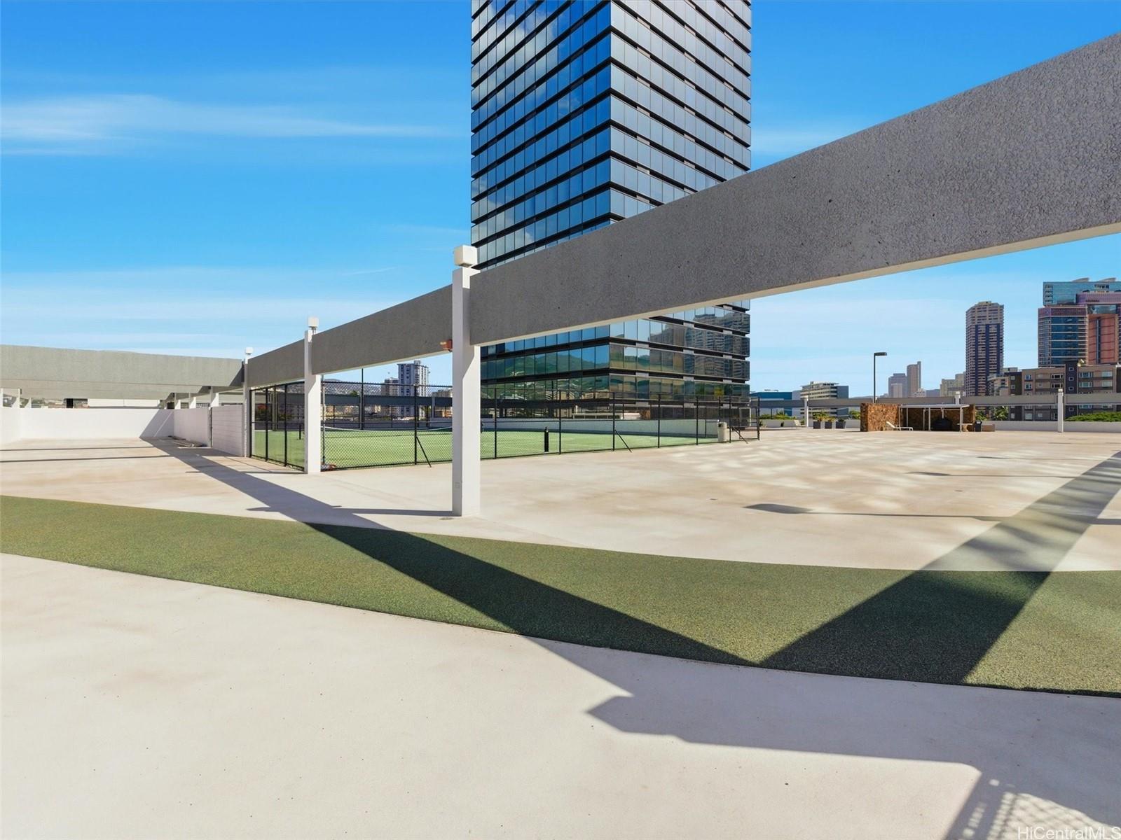 Century Center condo # 1903, Honolulu, Hawaii - photo 22 of 25