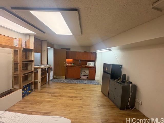 Century Center condo # 201, Honolulu, Hawaii - photo 4 of 6