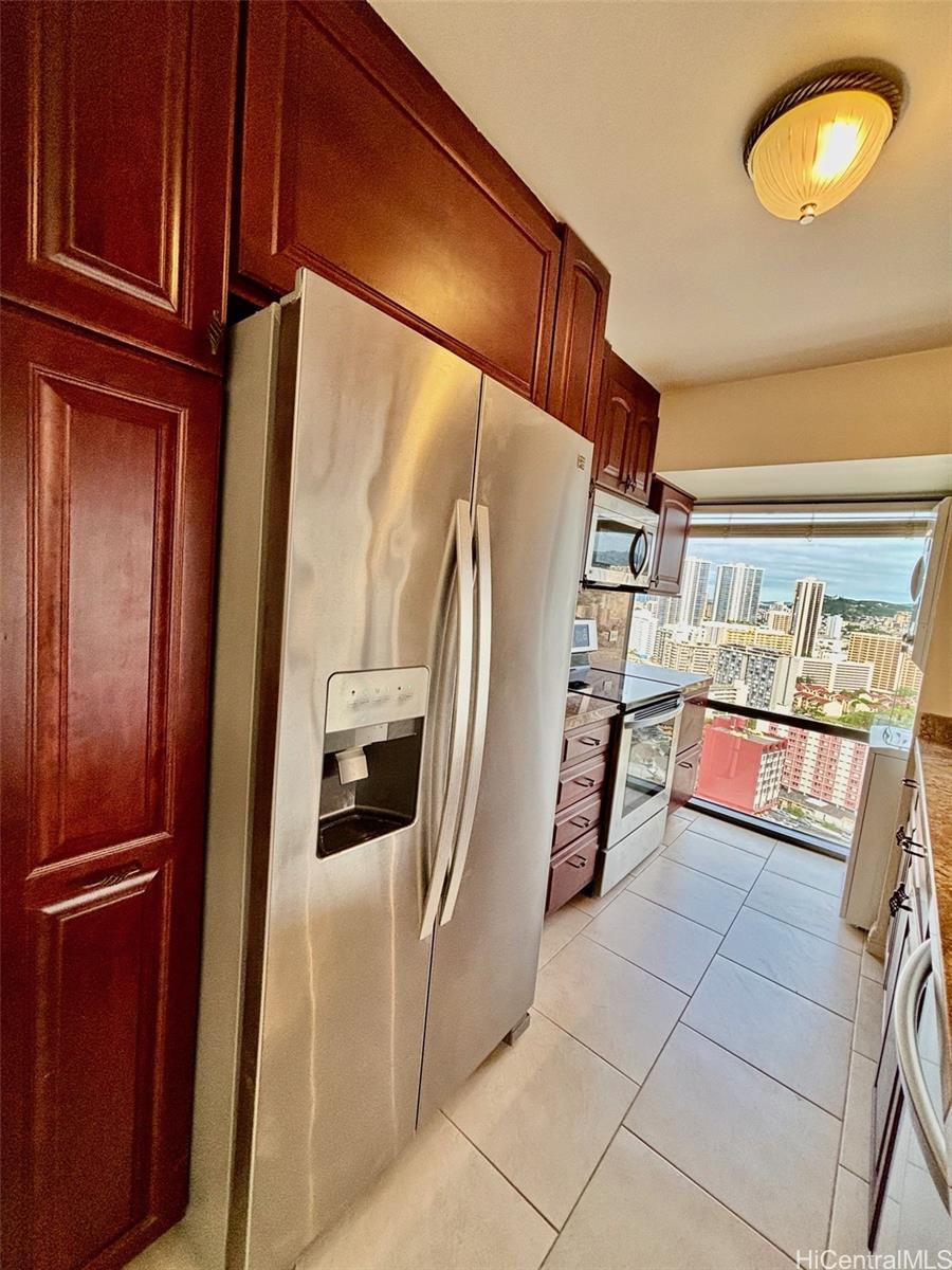 1750 Kalakaua Ave Honolulu - Rental - photo 14 of 23