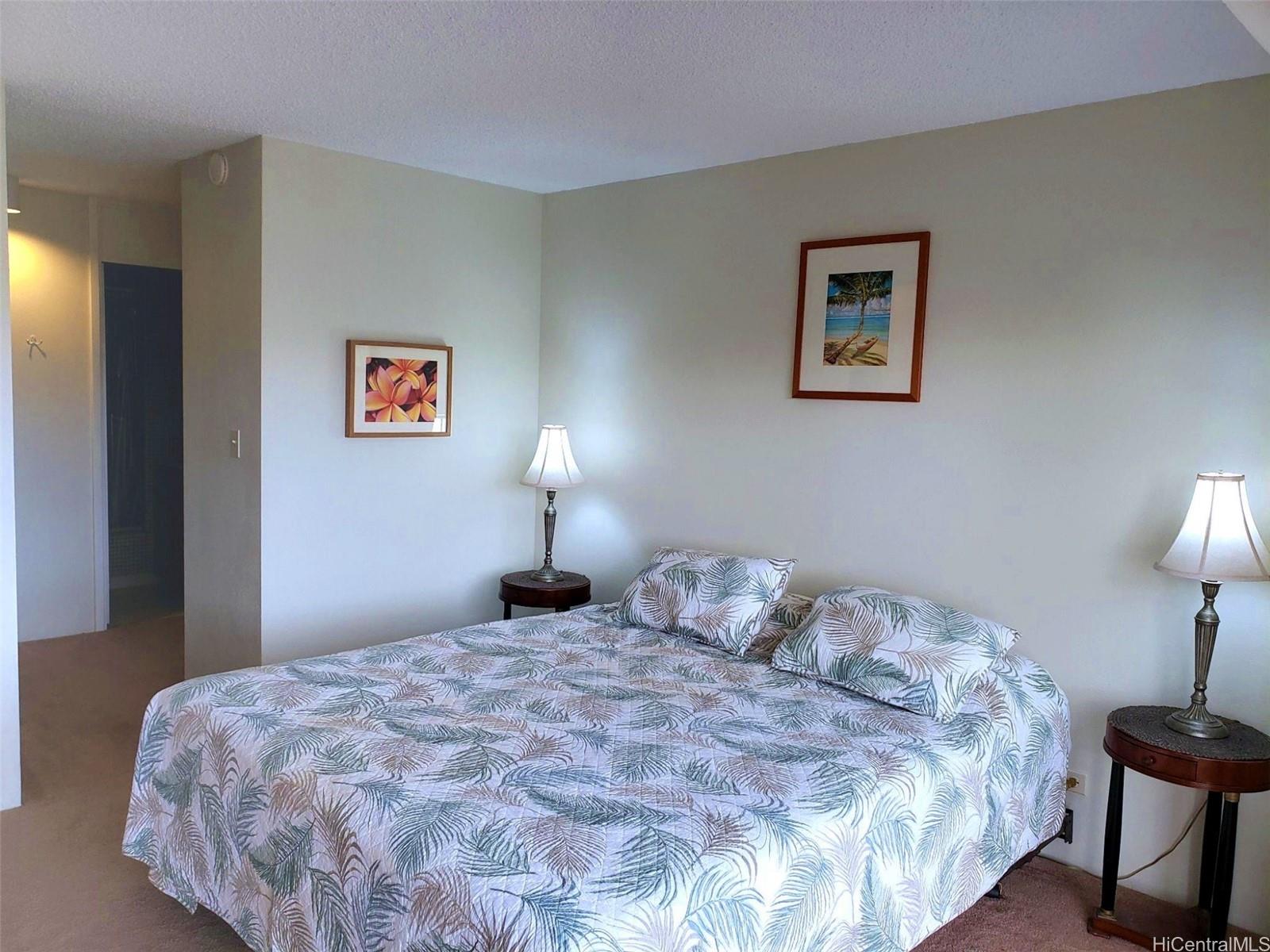 Century Center condo # 2902, Honolulu, Hawaii - photo 14 of 25