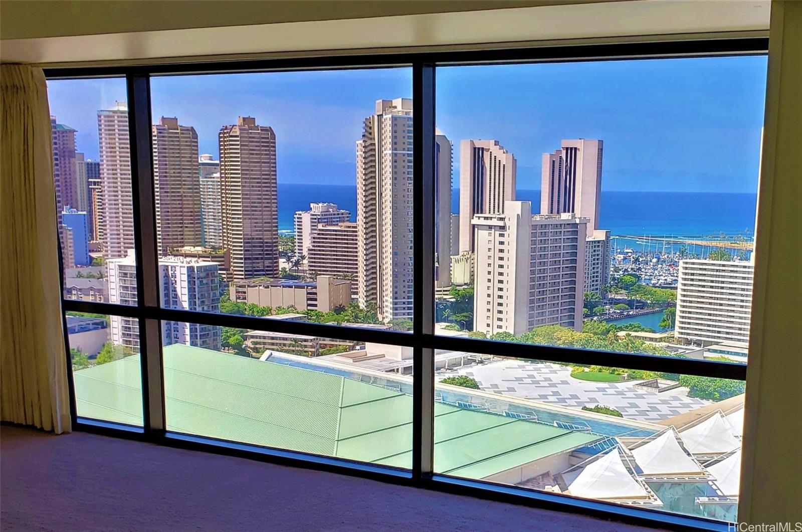 Century Center condo # 2902, Honolulu, Hawaii - photo 5 of 25