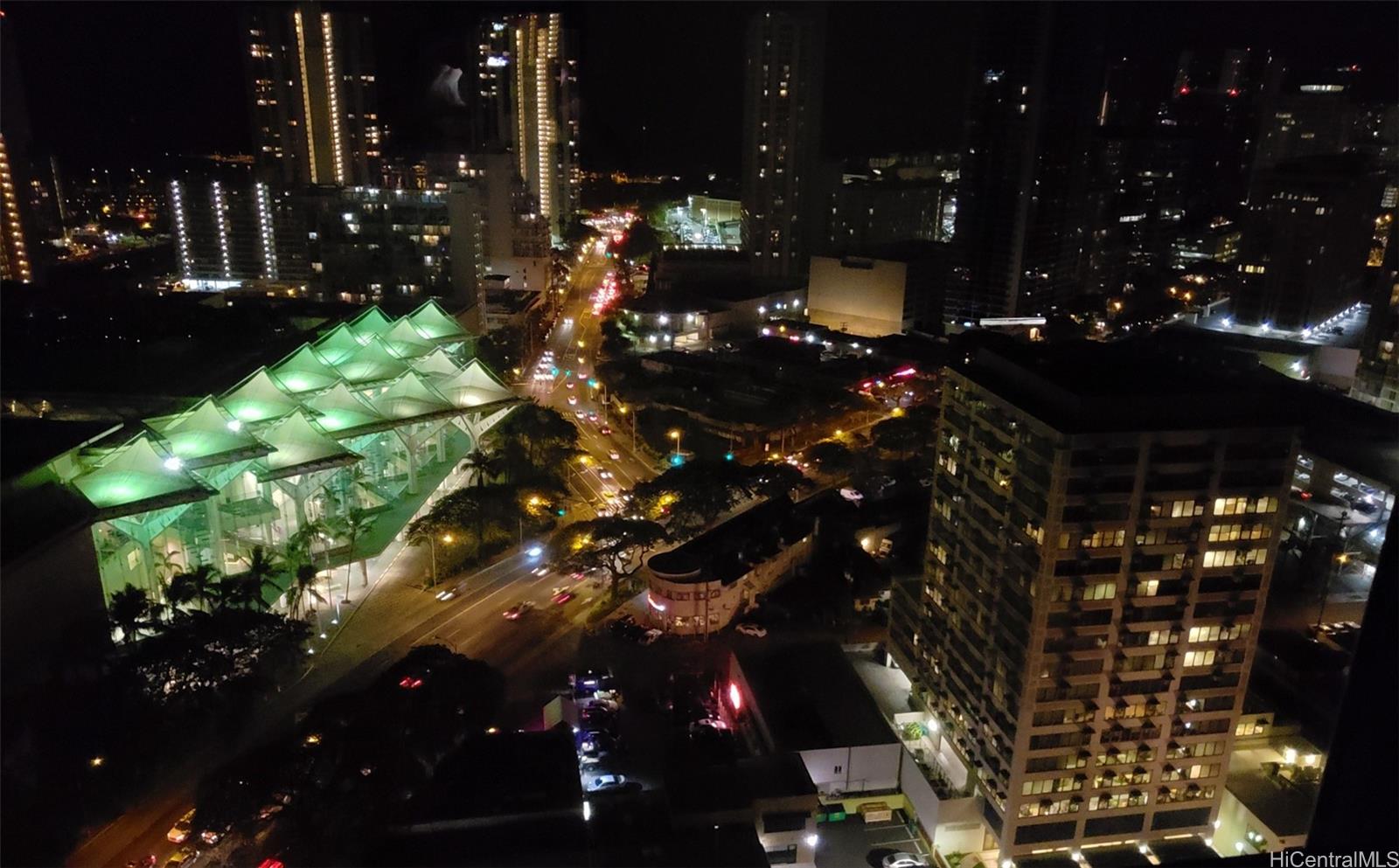 Century Center condo # 2902, Honolulu, Hawaii - photo 7 of 25