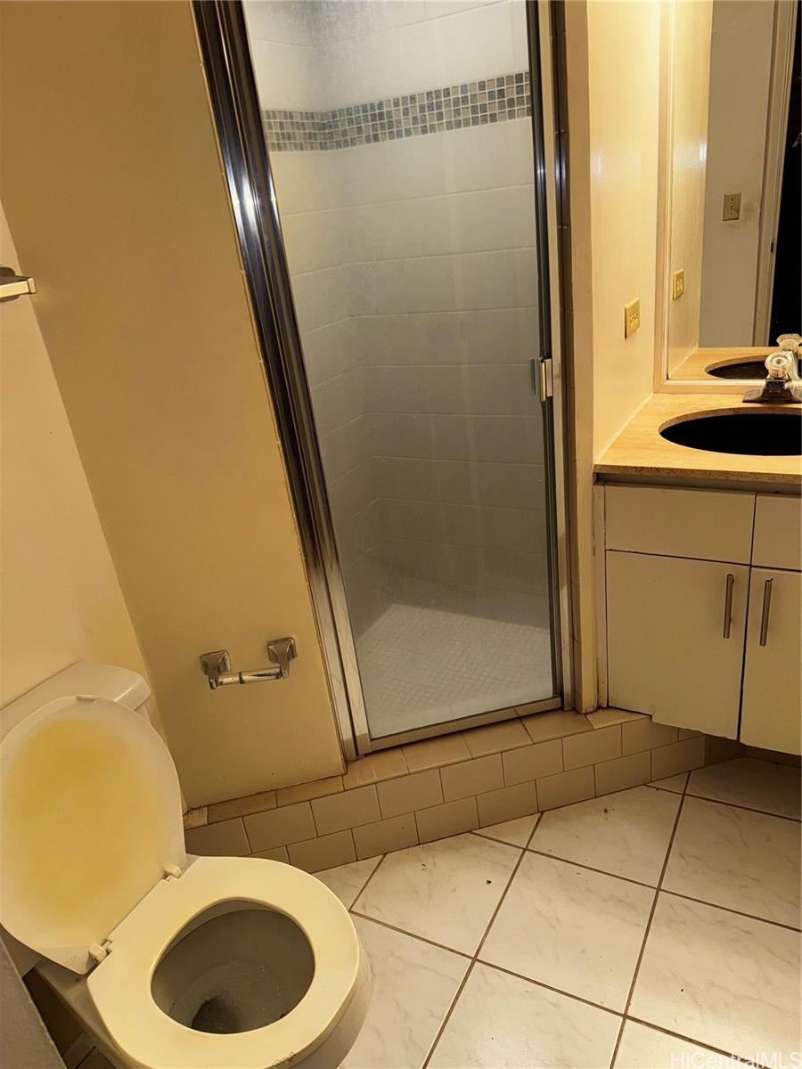 Century Center condo # 3103, Honolulu, Hawaii - photo 11 of 11