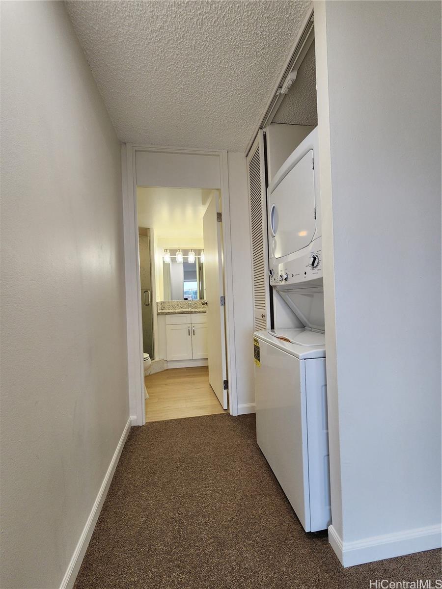 Century Center condo # 3303, Honolulu, Hawaii - photo 21 of 25