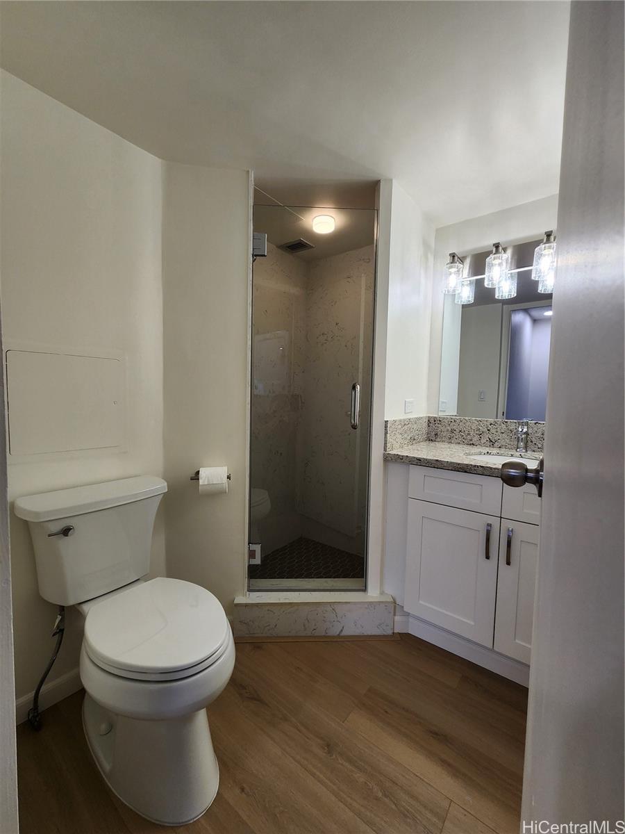 Century Center condo # 3303, Honolulu, Hawaii - photo 22 of 25