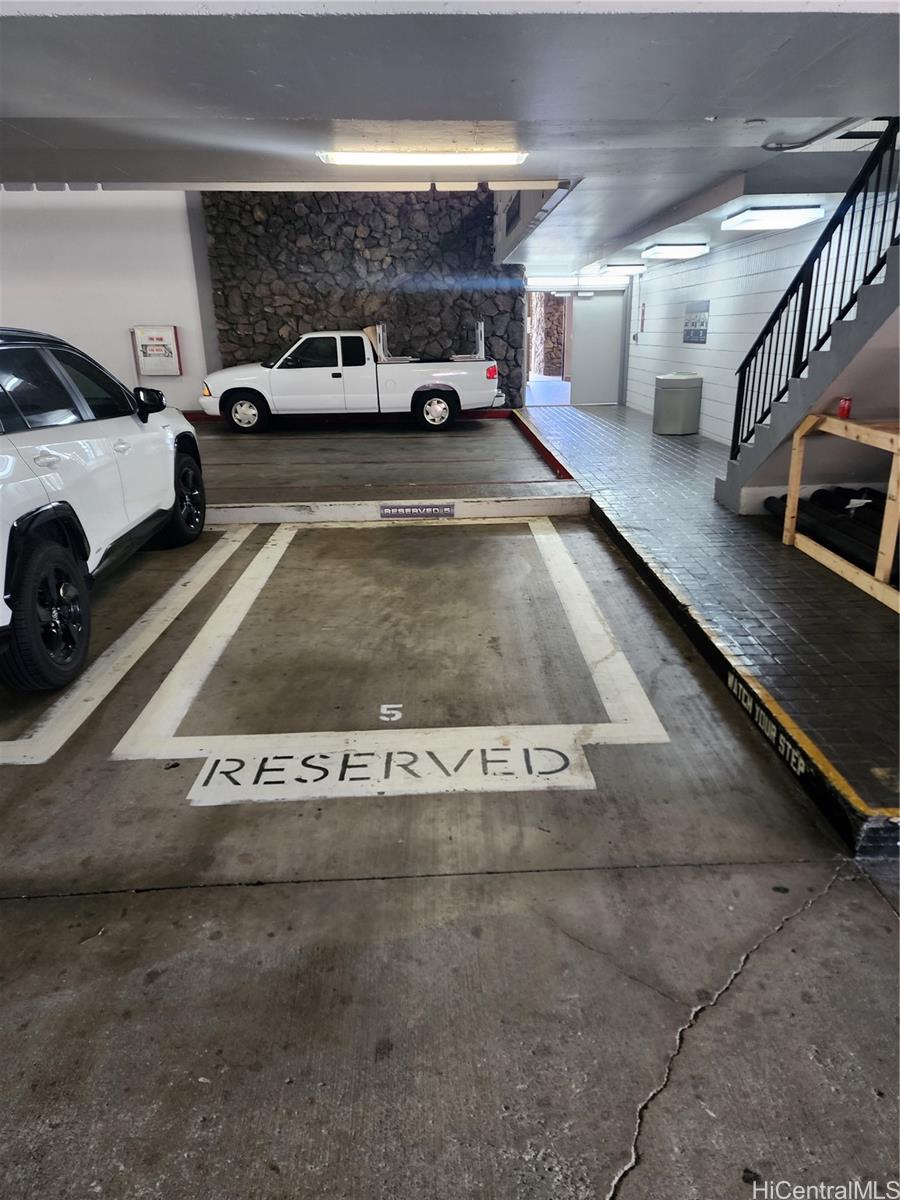 Century Center condo # 3303, Honolulu, Hawaii - photo 23 of 25