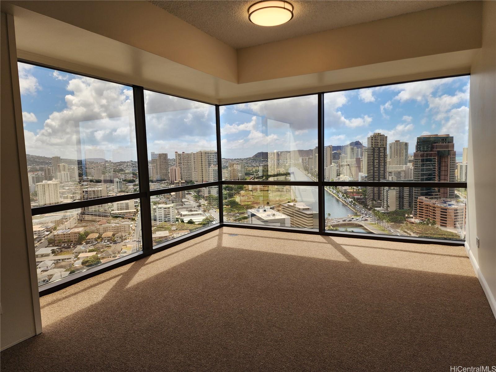 Century Center condo # 3303, Honolulu, Hawaii - photo 6 of 25