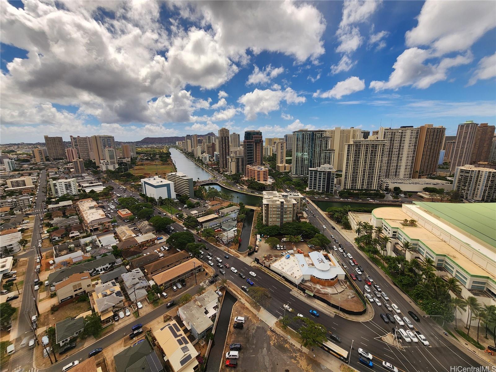 Century Center condo # 3303, Honolulu, Hawaii - photo 8 of 25