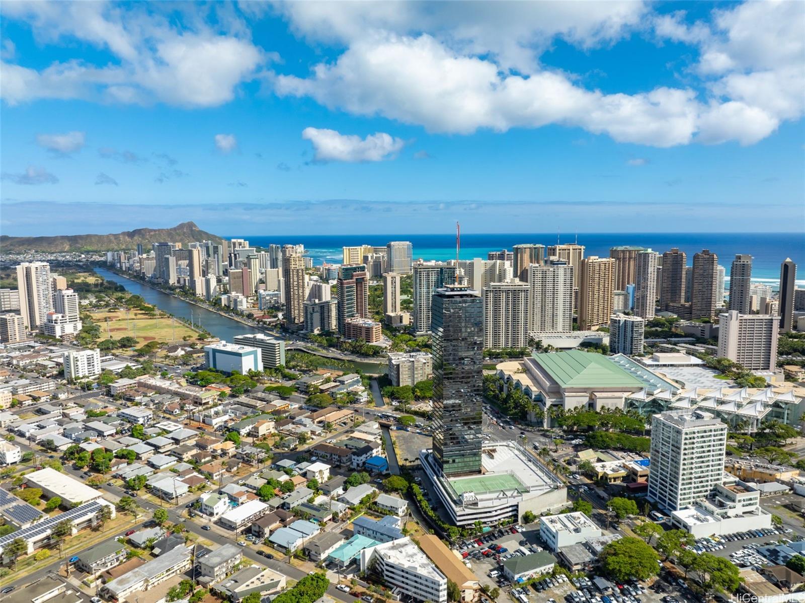 Century Center condo # 3304, Honolulu, Hawaii - photo 22 of 25