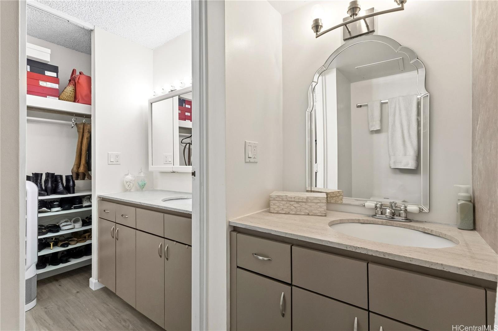 Century Center condo # 3803, Honolulu, Hawaii - photo 11 of 25