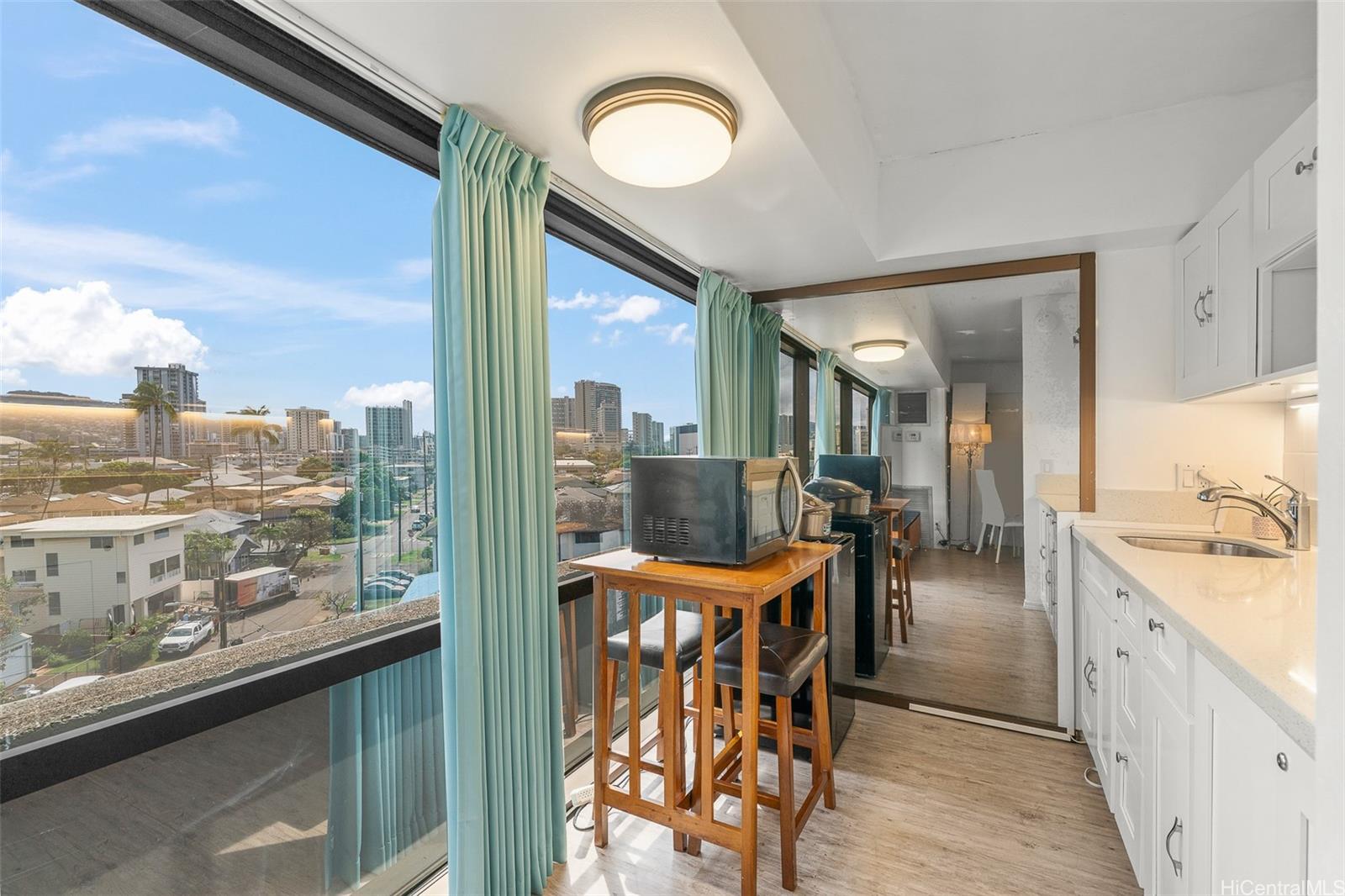 1750 Kalakaua Ave Honolulu - Rental - photo 6 of 18