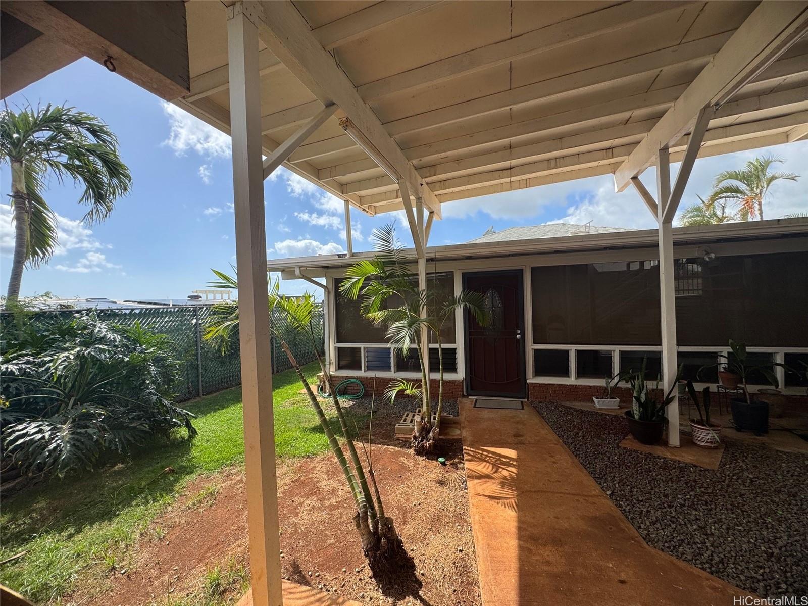1752  Mikahala Way Wilhelmina, Diamond Head home - photo 4 of 12