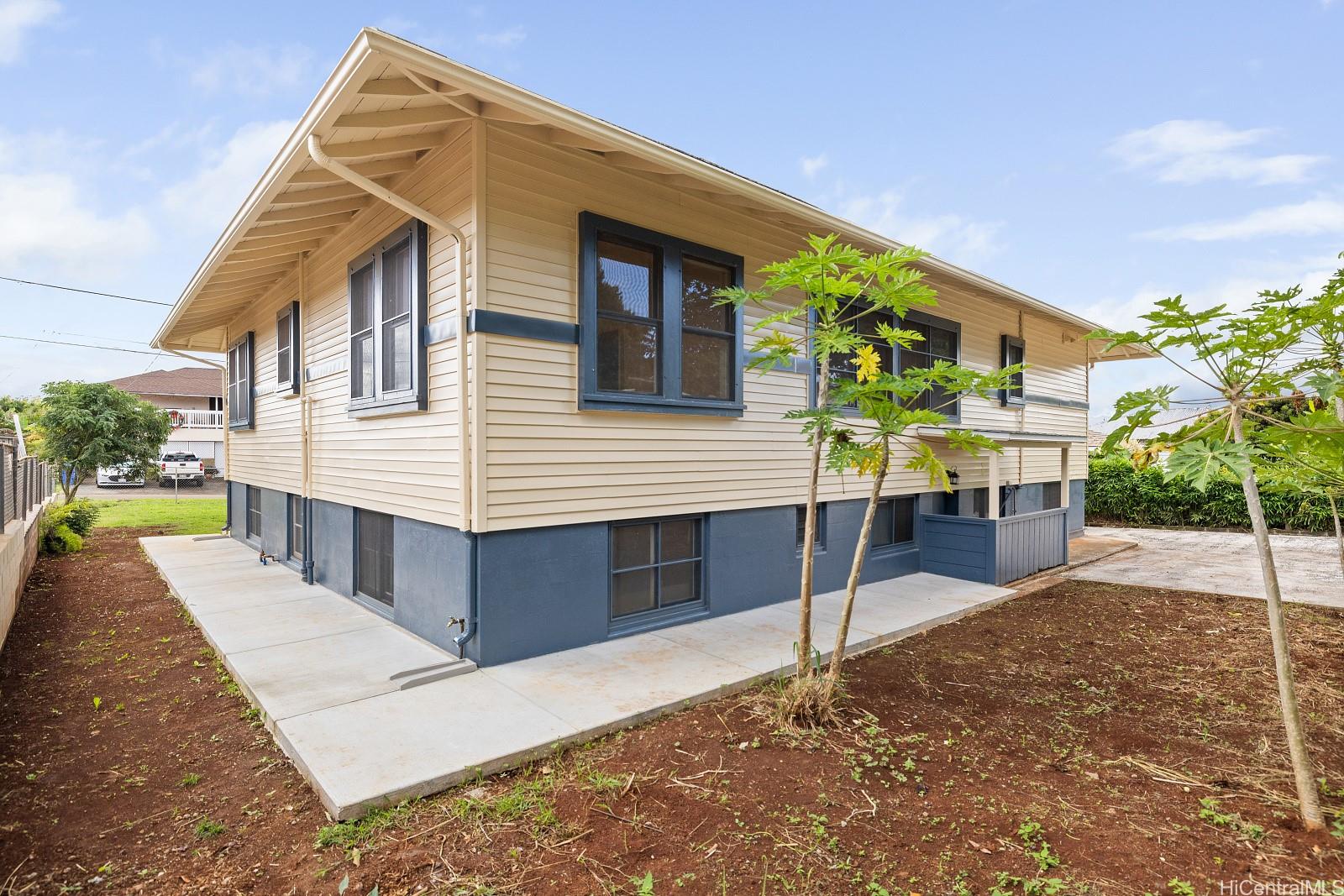 1752  Nakula St Wahiawa Heights, Central home - photo 2 of 25