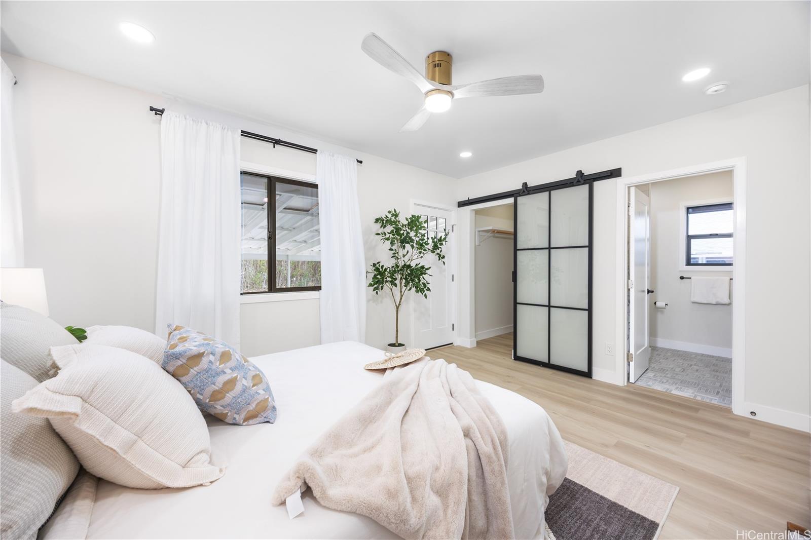 1758  Mikahala Way Wilhelmina, Diamond Head home - photo 13 of 25