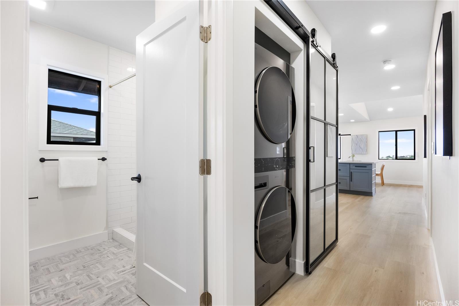 1758  Mikahala Way Wilhelmina, Diamond Head home - photo 8 of 25