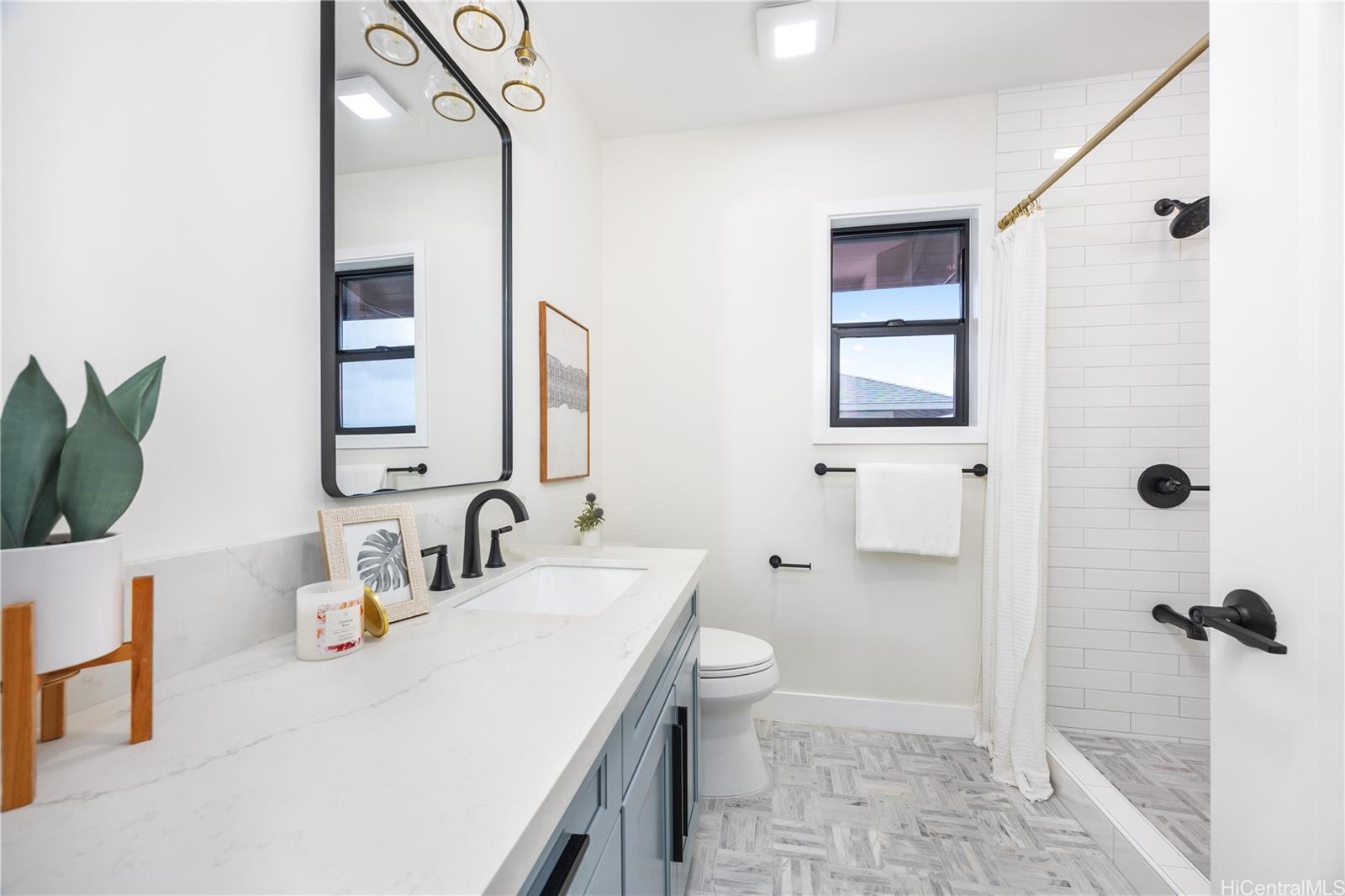 1758 Mikahala Way Honolulu - Multi-family - photo 9 of 25