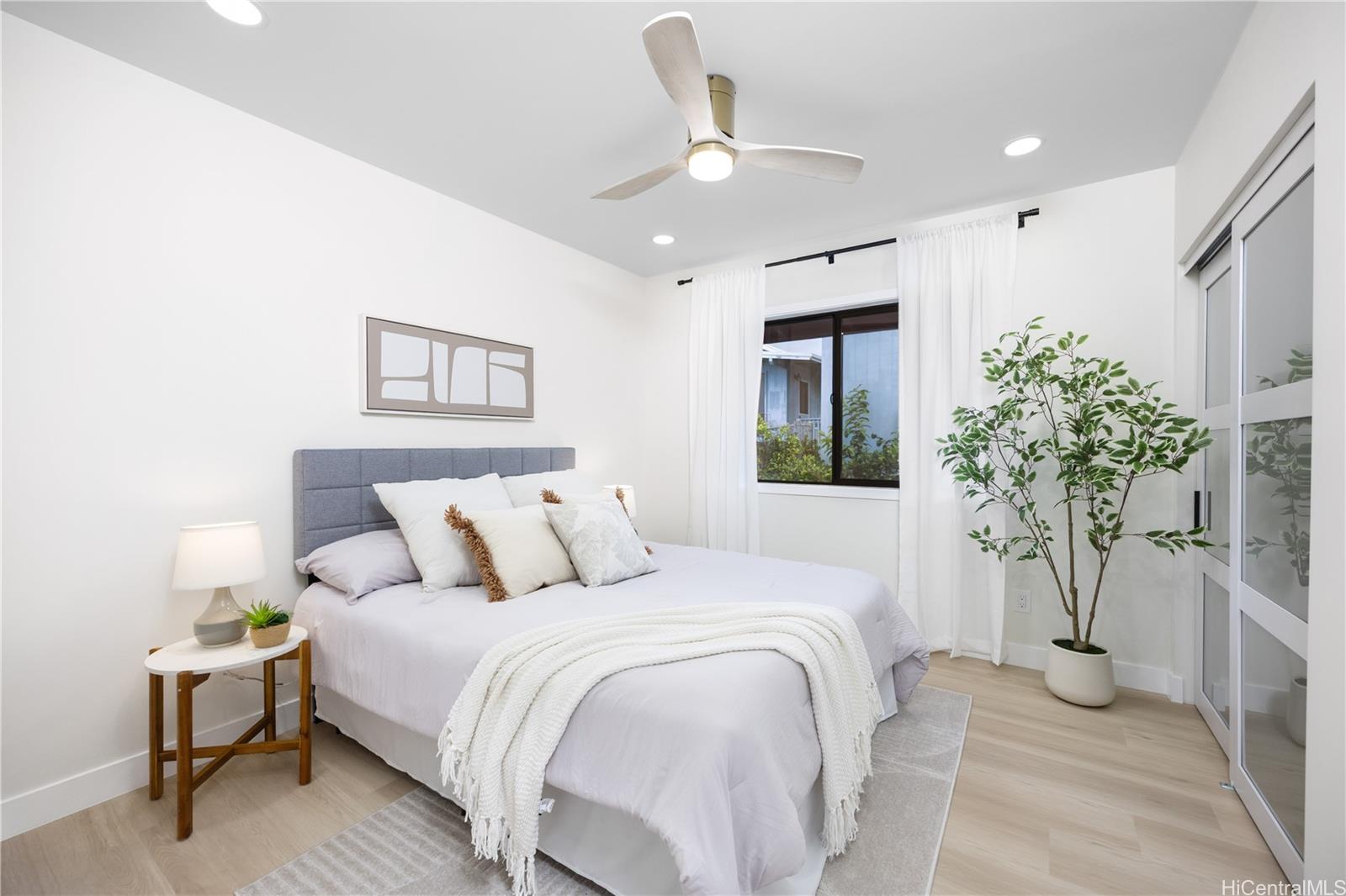 1758 Mikahala Way Honolulu - Multi-family - photo 10 of 25