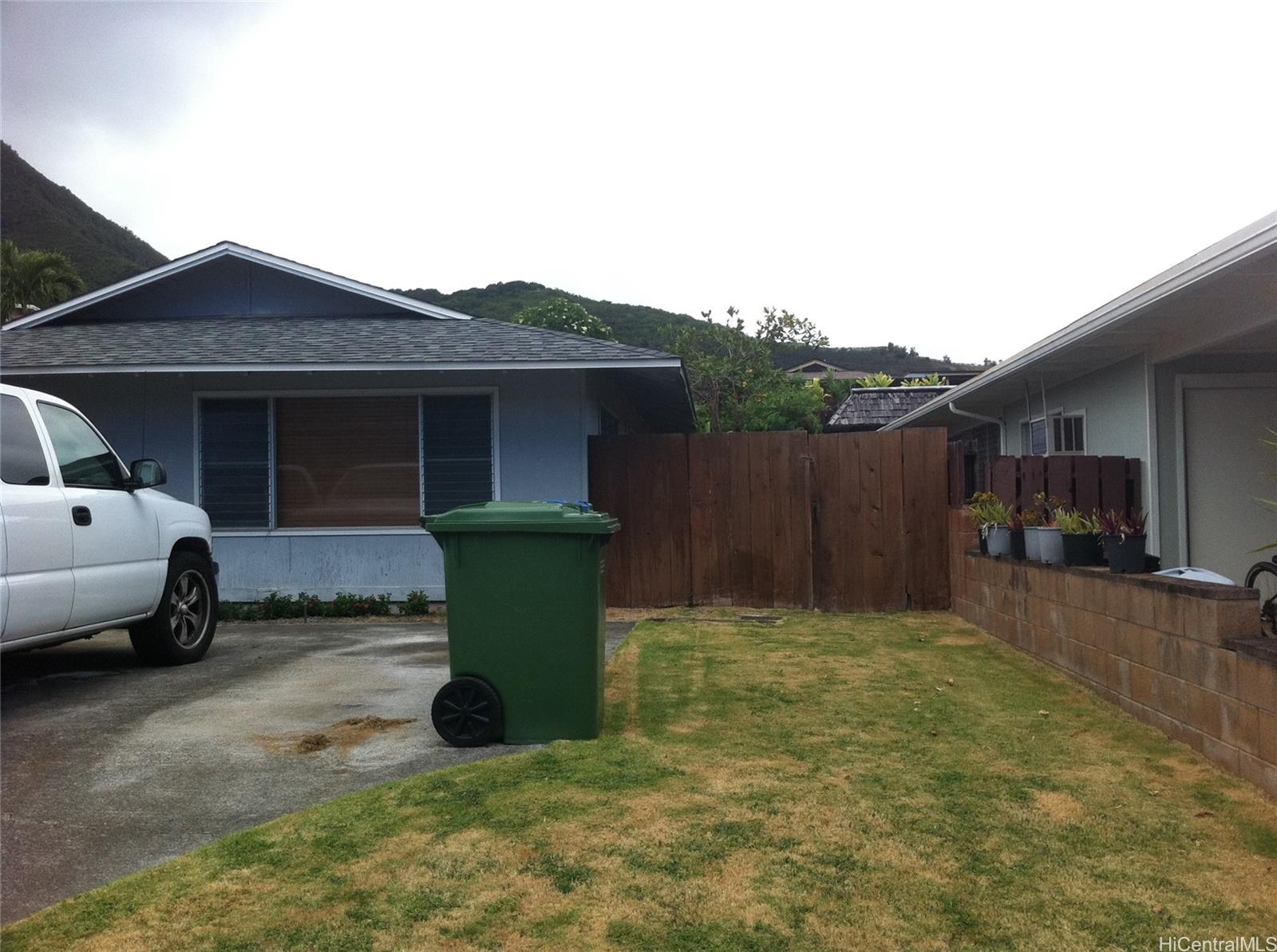 1759 Akaakaawa St Kailua - Rental - photo 2 of 19