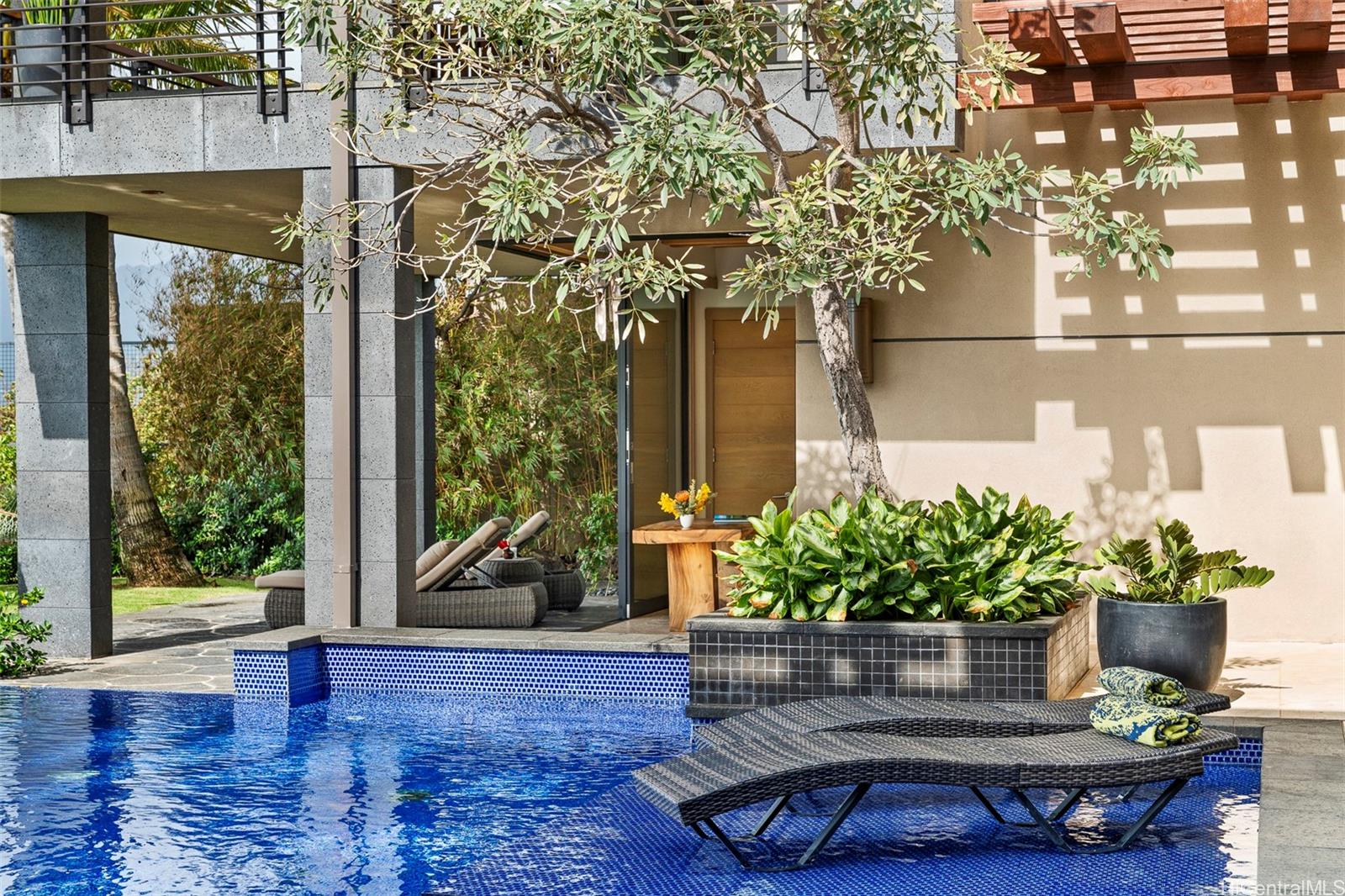 176  Hanapepe Loop Koko Kai, Hawaii Kai home - photo 14 of 25