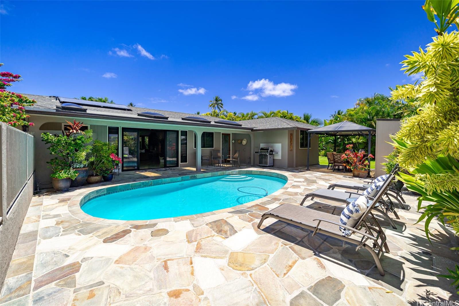 176  Kaiholu Street Koolaupoko, Kailua home - photo 11 of 25