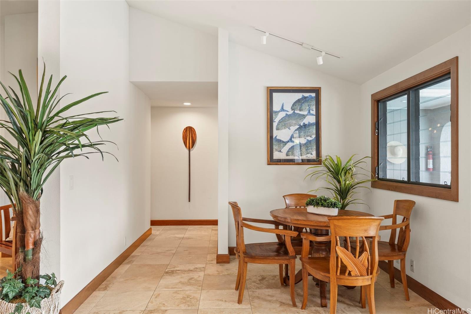 176  Kaiholu Street Koolaupoko, Kailua home - photo 12 of 25