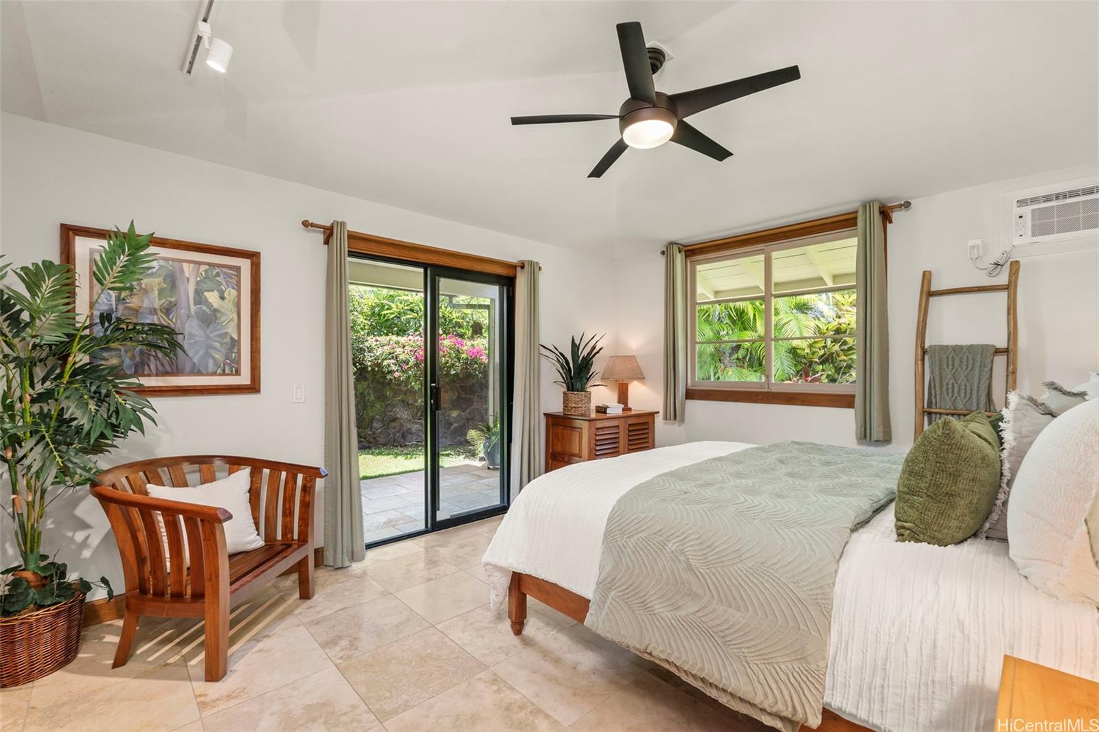 176  Kaiholu Street Koolaupoko, Kailua home - photo 13 of 25