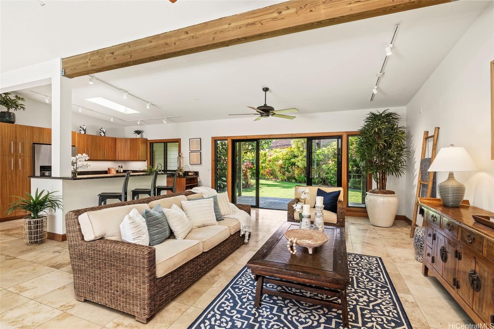 176  Kaiholu Street Koolaupoko, Kailua home - photo 3 of 25