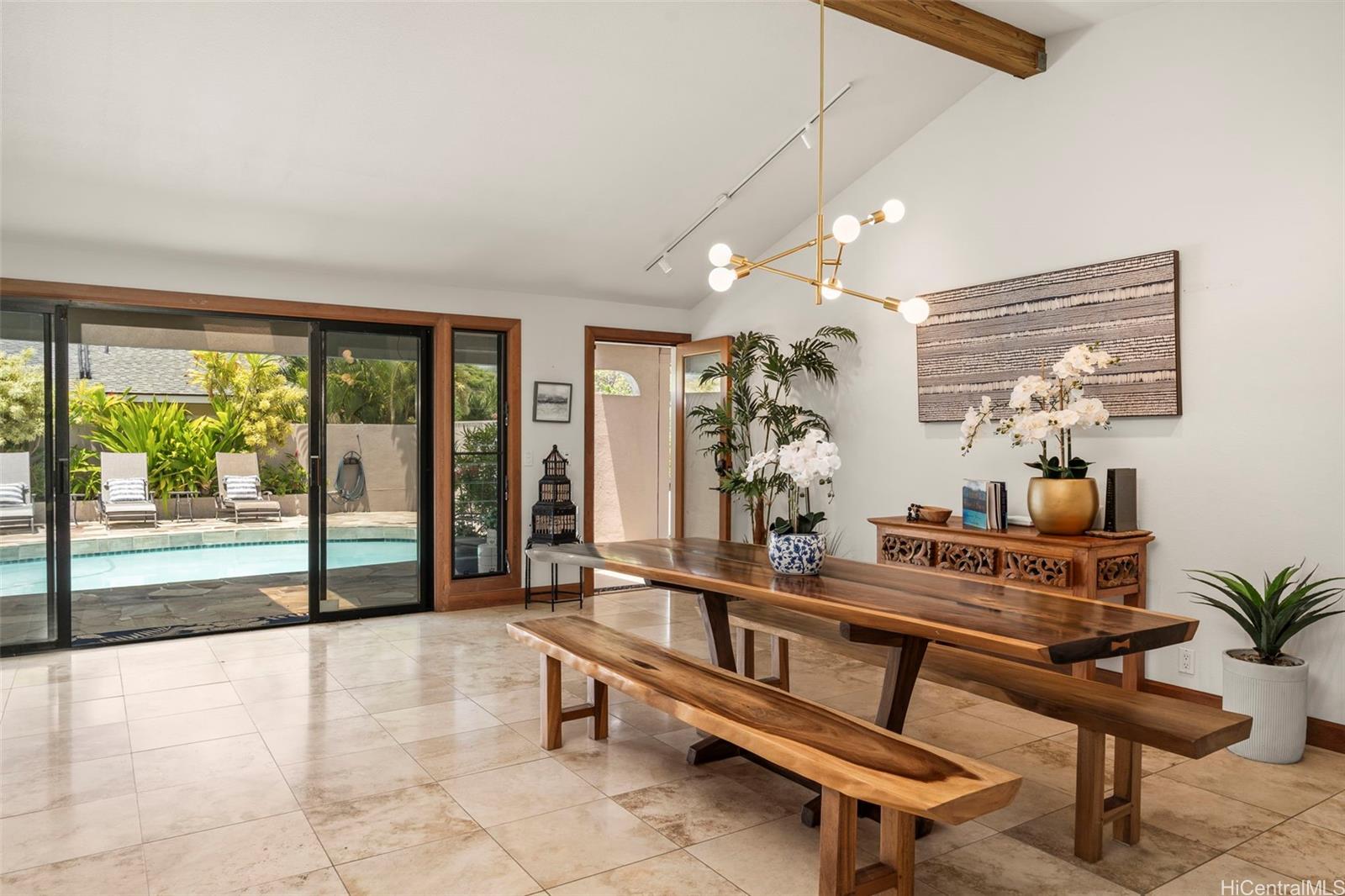 176  Kaiholu Street Koolaupoko, Kailua home - photo 9 of 25