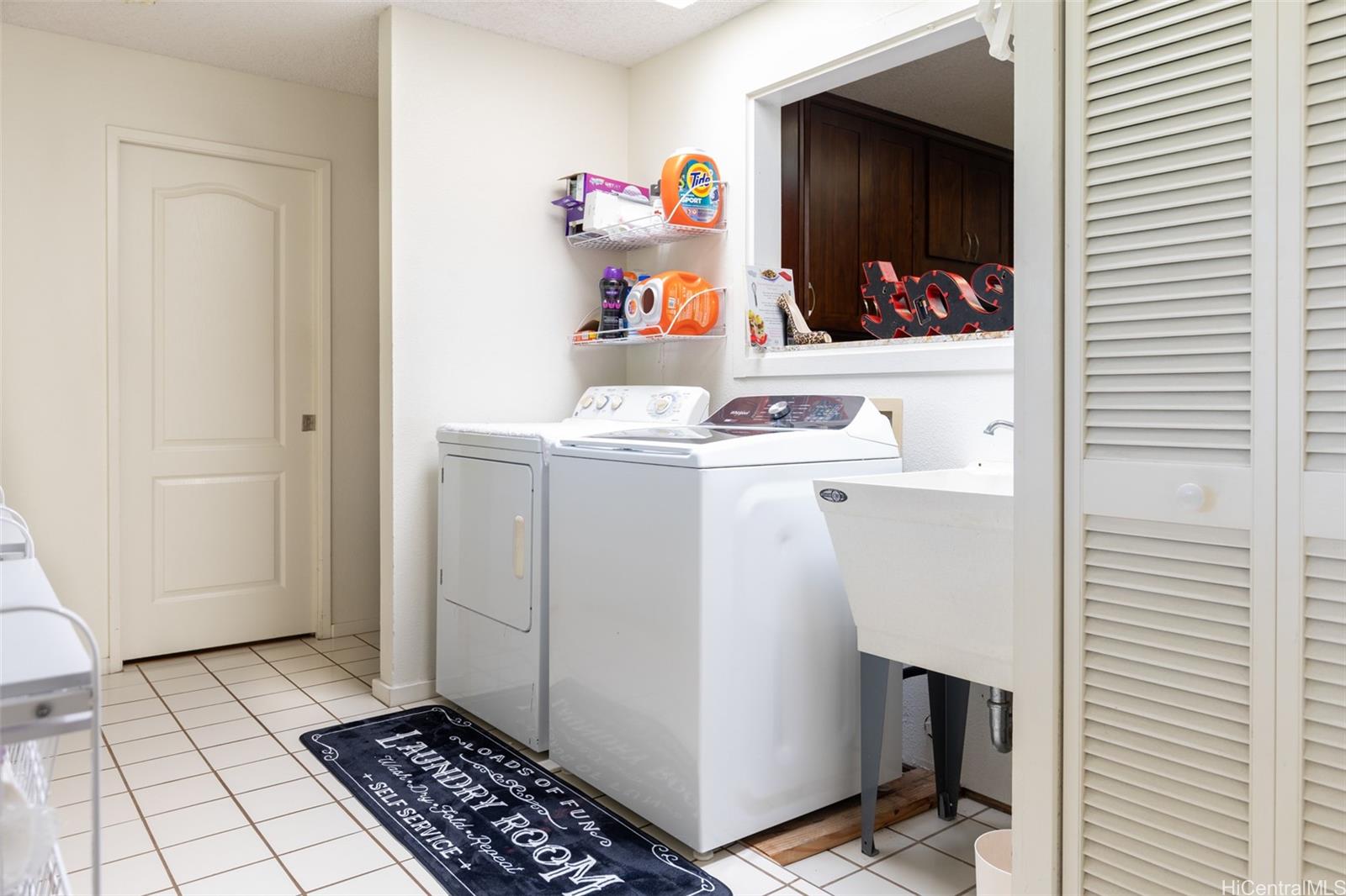 176  Kuulei Road Kalama Tract, Kailua home - photo 13 of 24