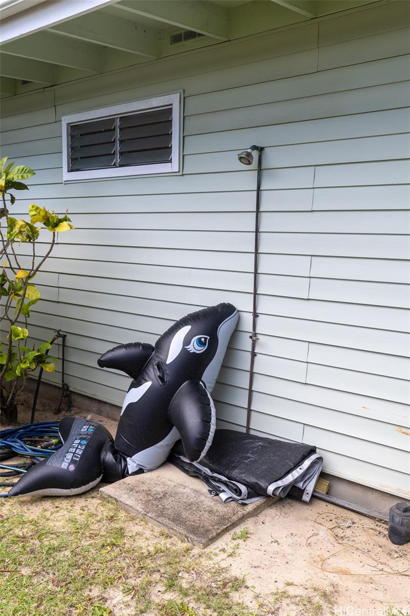 176  Kuulei Road Kalama Tract, Kailua home - photo 16 of 24