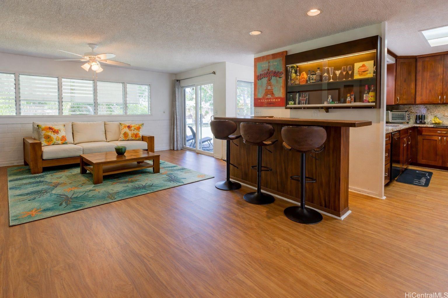 176  Kuulei Road Kalama Tract, Kailua home - photo 6 of 24