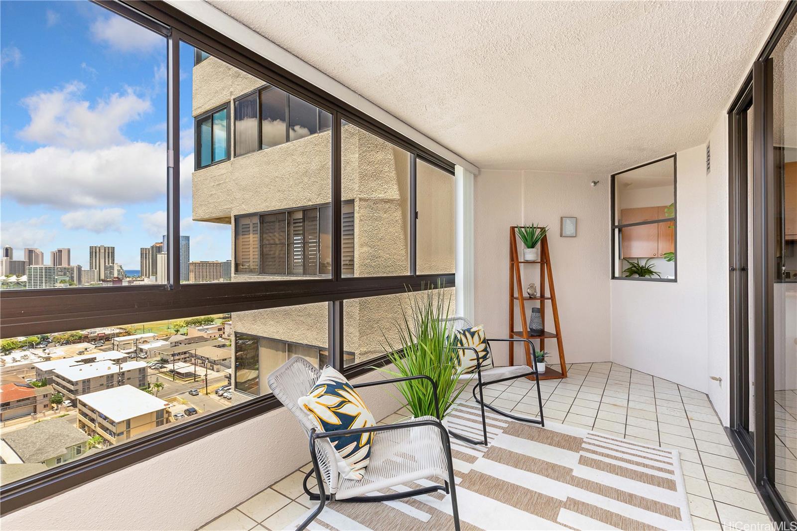 Sovereign condo # 15B, Honolulu, Hawaii - photo 13 of 25