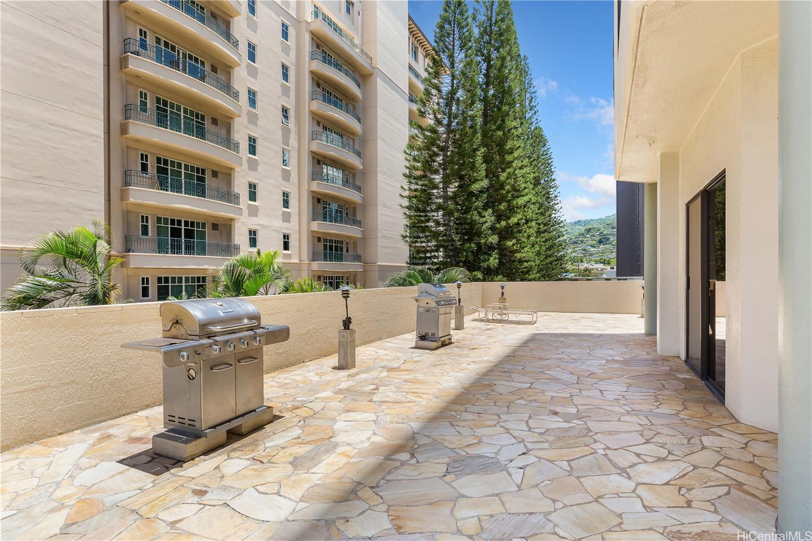 Sovereign condo # 15B, Honolulu, Hawaii - photo 20 of 25