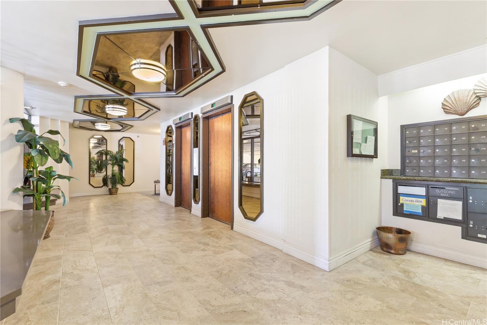 Sovereign condo # 15B, Honolulu, Hawaii - photo 22 of 25