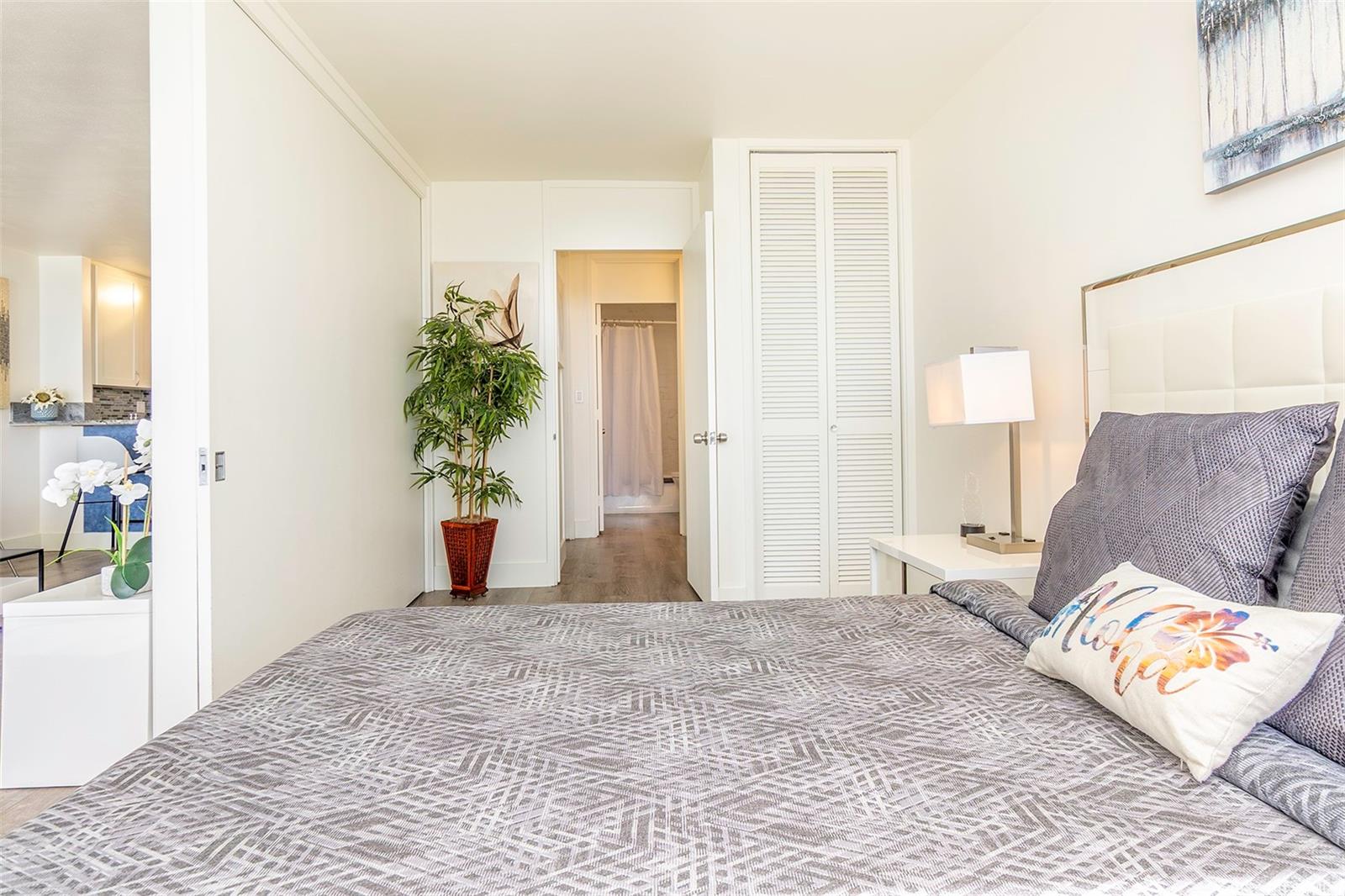 Ilikai Marina condo # 1086, Honolulu, Hawaii - photo 17 of 25