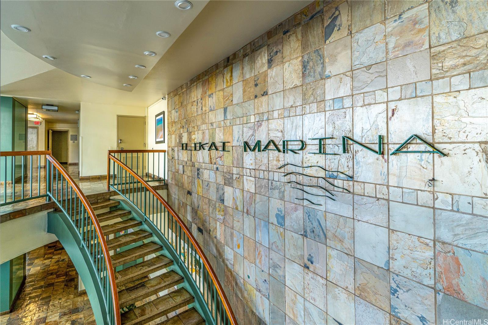 Ilikai Marina condo # 1086, Honolulu, Hawaii - photo 24 of 25