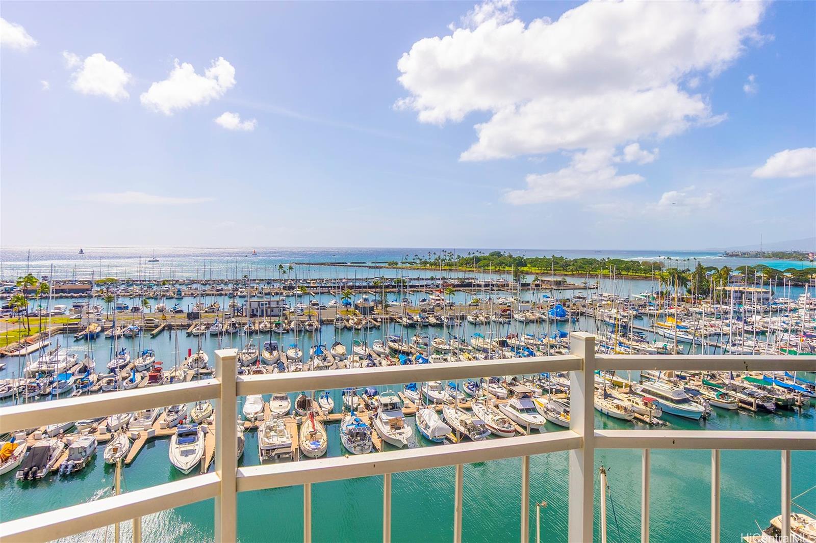 Ilikai Marina condo # 1086, Honolulu, Hawaii - photo 8 of 25