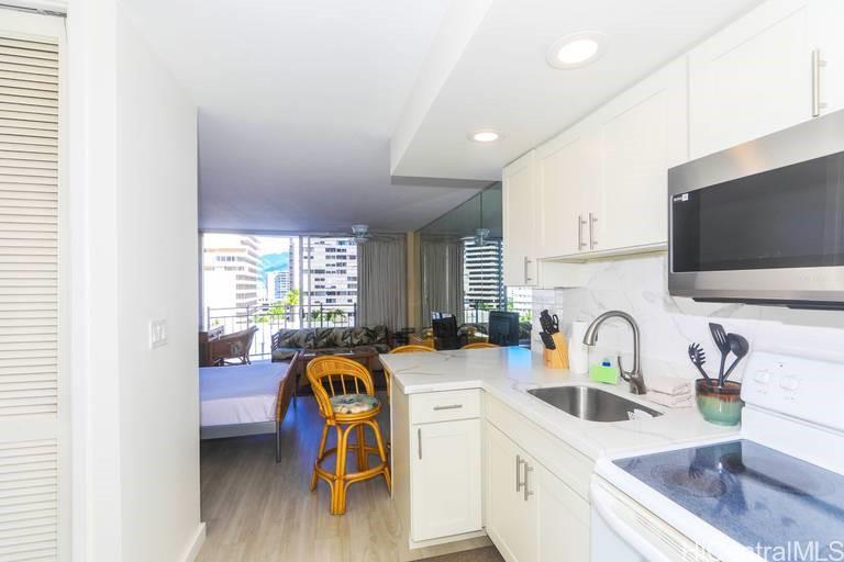 Ilikai Marina condo # 1091, Honolulu, Hawaii - photo 9 of 19