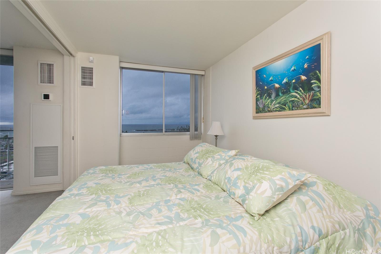 Ilikai Marina condo # 1092, Honolulu, Hawaii - photo 11 of 15